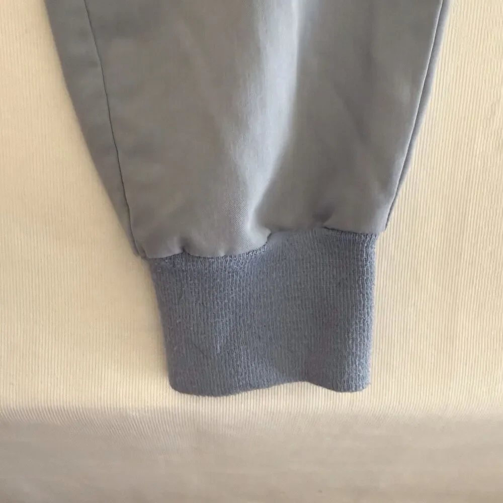 FIGS Small Light Grayish Blue Tansen Men's Jogger Scrub Pants Soft And Comfy‎